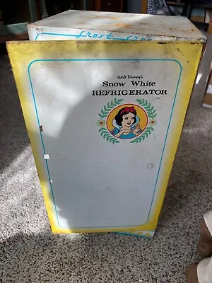 Vintage Wolverine Disney Snow White Seven Dwarfs Tin Litho Play Refrigerator 2 • $10.99