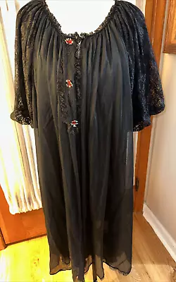 Vintage Usa Made Black Knee Length Peignoir Negligee Set Size M/l • $49.99