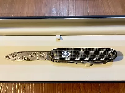 2016 Victorinox Demascus PIONEER X Swiss Army Knife  • $1149