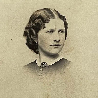 Antique CDV Photograph Lovely Young Woman Civil War Era Providence RI • $14.95