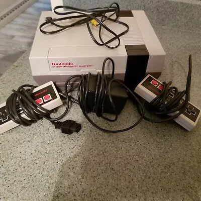 Original Vtg Nintendo Nes Nes-001 Console (2 Controllers Power Cord Cable) • $99.99