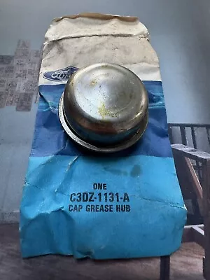 1965 1966 FORD MUSTANG 6 Cyl NOS BRAKE HUB DUST CAP FORD GENUINE C3DZ-1181-A • $35