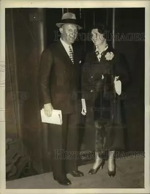 1935 Press Photo James Moffett Federal Housing Administrator And His Wife • $19.99