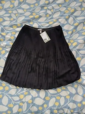 H&M Floaty Above Knee Black Skirt Size 10 New With Tags Current Season • £2