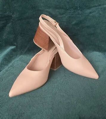 Marks And Spencer Womens Heel Shoes Size 5 1/2 UK NEW • £16.99