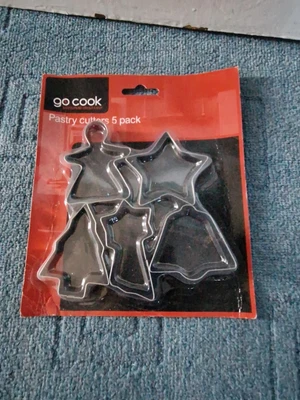 £2 • Buy 5 Pack STAR Shaped Biscuit, Pastry, Fondant, Cookie Cutters