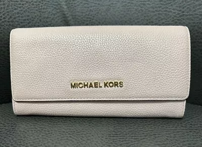 Michael Kors Women Jet Set Travel Large Blossom/Light Pink Trifold Wallet • $49.99