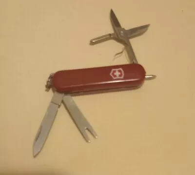 VICTORINOX  DELUXE GOLFER  Swiss Army Knife W Divot Repair Light & Score Pen • $79.99