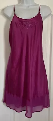 Vintage VICTORIA’S SECRET Fuchsia 100% Silk Babydoll Chemise Nightie Medium • $24.99