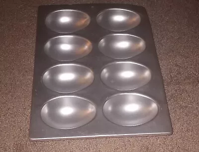 Vintage Wilton Easter Egg Cake Pan Makes 8 Mini Cakes • $3.95