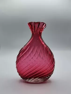 Vintage CRANBERRY GLASS SWIRL Flat Vase With Fluted Rim • $48