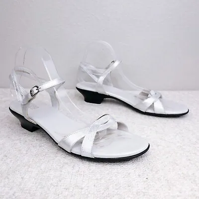 MUNRO American Sandals Size US 12 M Strappy Silver Leather Heels Open-Toe Pumps • $41.39