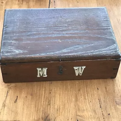 Oak Lidded Work Box • £10