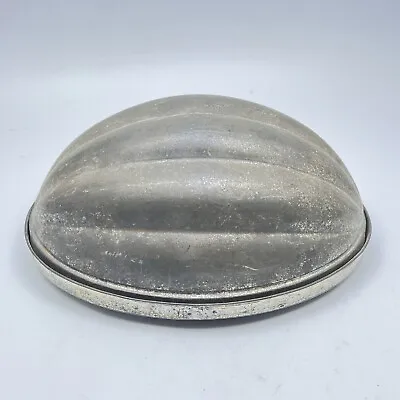 Vintage Cake Mold Oval Shell Tin Ribbed W/ Lid Steam Cake Pudding Jello • $20.58