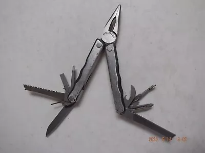 Leatherman Blast Multi Tool 2004 Vintage Collectible - No Sheath FREE SHIPPING • $24.99