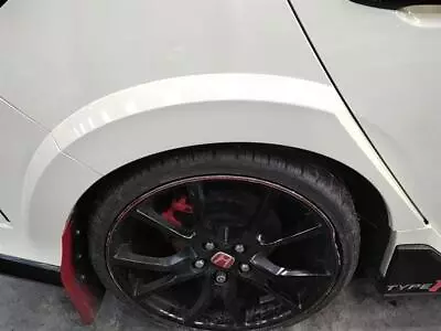 2018 HONDA CIVIC 5 DOOR HATCHBACK 74410TGHA00ZD Moulding Wheel Arch Rear RH • $110.98