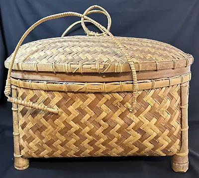 Woven Basket W/Lid Cradle Bassinet Baby Moses 21  X 17  X 20  Rustic Vintage • $89.95
