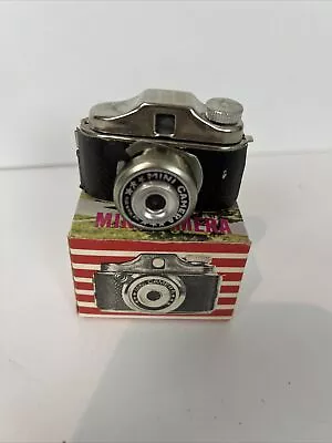 Vintage  Novelty Arrow Miniature Spy Camera With Box • $42.99