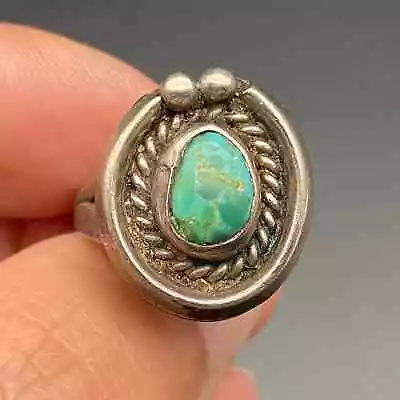 Vintage Southwestern Turquoise Silver Ring Size 6.5 • $78