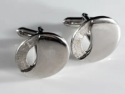 Vintage Cufflinks Cuff Links Silver Tone Polished Brush Circle Signed SWANK  • $14.99