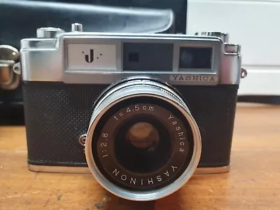 Vintage YASHICA J 35mm Rangefinder Film 35mm Camera Light Meter Flash Lense  Kit • $250