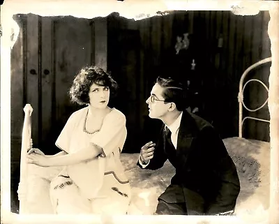 KC8 Original Photo HAROLD LLOYD Charming Actor Beautiful Actress In Comedy Film • $20