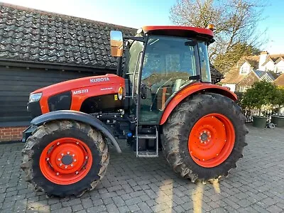 KUBOTA M5111 4wd Tractor Year 2018 • £34950