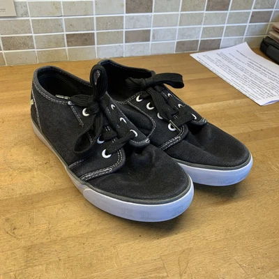 £4 • Buy Boys VOI Black Canvas Pumps Size 4 Good Condition 