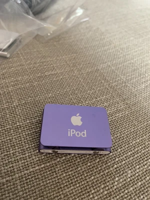 $25 • Buy Apple IPod Shuffle 2nd Gen 1GB Purple A1204