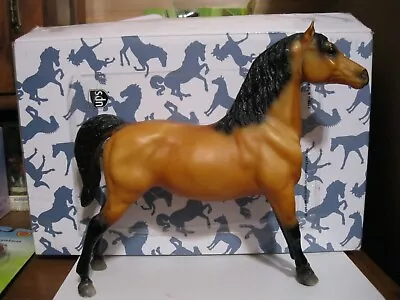 Breyer Traditional Horse Bay Stretch Morgan Mold – Used In Good Condition • $32