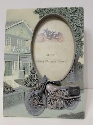 Hand Painted 3.5'' X 5'' 3D Oval Picture Frame With Motorcycle Desert Inn Cafe • $15.99