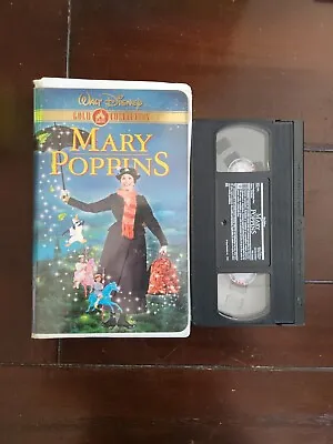 Mary Poppins (VHS 2000 Gold Collection Edition) • $5.90