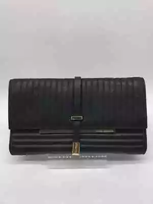 Pre-Owned Vince Camuto Black Clutch Clutch • $28.79
