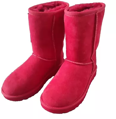 UGG Samba Red TNL Classic Short II Women's Size 5 • $75