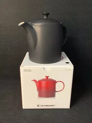 Le Creuset Grand Teapot Black Boxed 1.3litre T3578 • £10