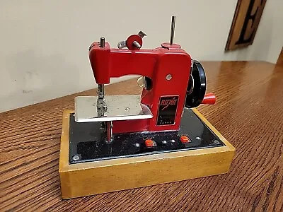 Vintage Red Metal/Wood Electric Little Modiste Mini Sewing Machine Made In Japan • $22