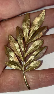 Nice Vintage Crown Trifari Gold Tone Leaf Brooch • $9.99