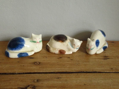 £20 • Buy Vintage Spongeware Pottery Small Cats X 3 Collectible Figurines CPT 92 Marking