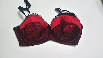 Size 32E Black And Red Bra From La Senza • £7.99