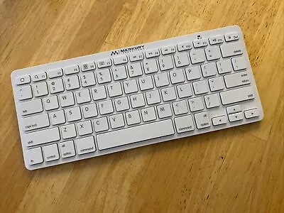 Bluetooth Keyboard For Apple IPad/iPhone/iPod And Mac. New In Open Box. White. • $20