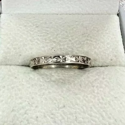 925 Milor Ring With Interesting Band Design / Size 8.75   [032GCW] • $19.99