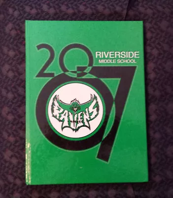 2007 Riverside Middle School Yearbook Dearborn Heights Michigan   • $17