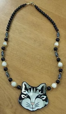 Vtg Lee Sands CAT Necklace Black & White Beads Abalone Mother Of Pearl Inlay EVC • $25