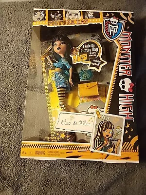 Monster High Picture Day (Cleo De Nile) • $100