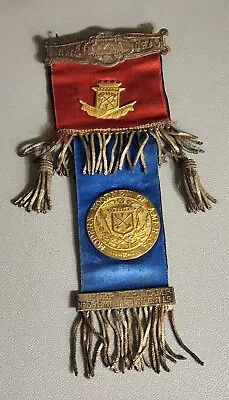 Modern Woodmen America MWA Fraternal Pin Ribbon Medal 2 Sided Mourning Jewelry  • $35