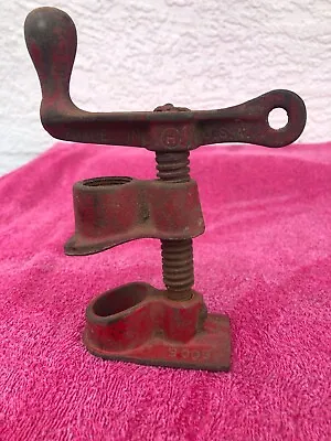 Vintage Hargrave Tools Circle H Pipe Clamp Fixture No. 600-e  Made In U.s.a.  • $13.99