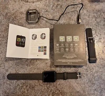 Q9 Smart Watch 1.3 Inch Waterproof HR Call & Text Camera BNIB • £25