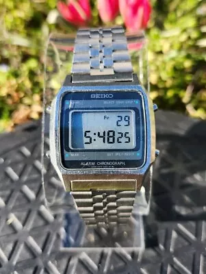 Vtg Seiko A914-5A09 Digital Quartz Alarm Chronograph Watch NEW BATTERY!!! • $49.99