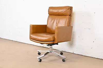 Stow Davis Mid-Century Modern Leather Executive Swivel Desk Chair Circa 1960s • $1595