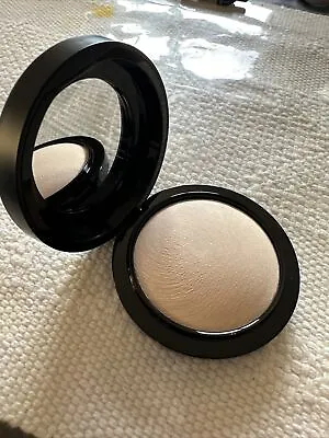 MAC Mineralize Skinfinish Natural LIGHT 0.35 Oz / 10 G -New In Box • $19.99